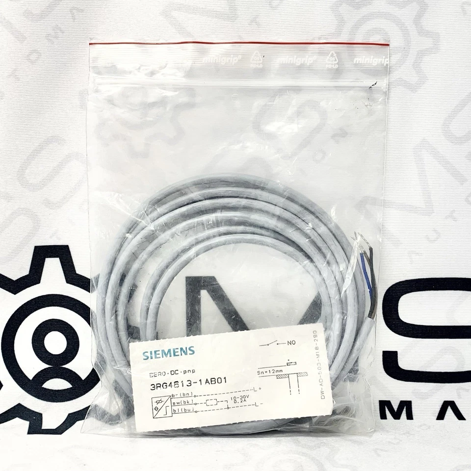 Siemens 3RG4613-1AB01 Proximity Switch 10-30 V - Image 1 of 3