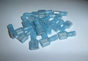 25 Female Insulated Wire Terminal Blue 16-14 Ga AWG Quick Disconnect Connectors - Picture 1 of 1