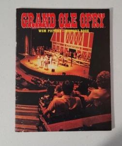 1984 GRAND OLE OPRY WSM BILD GESCHICHTSBUCH ganze Seite Farbbilder von STERNEN pb - Bild 1 von 12