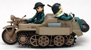 Girls' Last Tour Kettenkrad mit Chito & Yuuri Figur 1/35 Modellbausatz - Bild 1 von 10