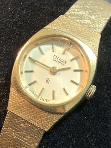 Vintage Citizen CQ Women’s Watch 19mm Gold Tone Ladies Wristwatch Repair/Parts - Picture 1 of 16