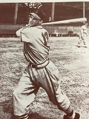 1943 M114 baseball magazine Stan Musial autograph True Rookie Jsa Cert Signed - Image 1 of 4