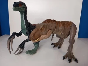 Jurassic World Dinosaurier JP Park Slashin Therizinosaurus + Biss and Fight Trex - Bild 1 von 6