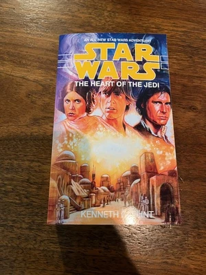 Star Wars: Heart of the Jedi Kenneth Flint Edición 2025 Retirado de Amazon Fuera de Stock Foto 1 de 2