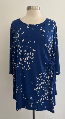 Blusa Alfani Azul Estampada Cintura Atada Reunida Talla Grande 3X Foto 1 de 4