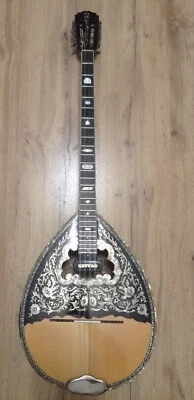GREEK BOUZOUKI 1970 PROFESSIONAL& HARDCASE &, Pickup & 300 Greek Backing Track - Image 1 of 4