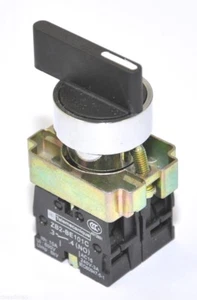 Neu Telemecanique 3 Positionen Wahlschalter 600VAC ~ 10A #A87688 - Bild 1 von 5