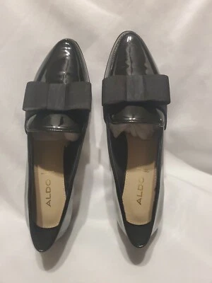 Women's Slip On Shoe SZ 8.5 - Image 1 of 4