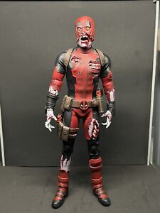 Hot Toys Marvel Zombies 1/6 Zombie Deadpool  (CMS06) **INCOMPLETE PLEASE READ**