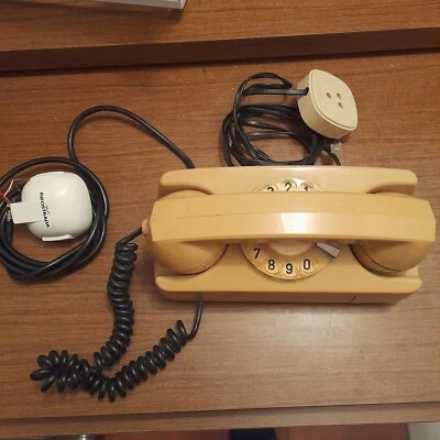 TELEFONO  SIP A DISCO MOD. STARLITE  GTE COLOR CIPRIA ANNI 70/80 - Immagine 1 di 4