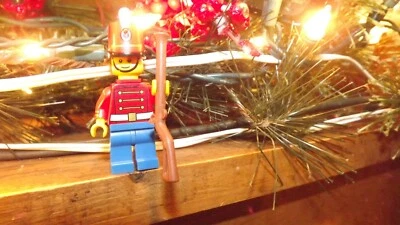 LEGO Juguete Soldado Minifigura Vacaciones Navidad Ideas Colección Libro Minifigura Foto 1 de 4