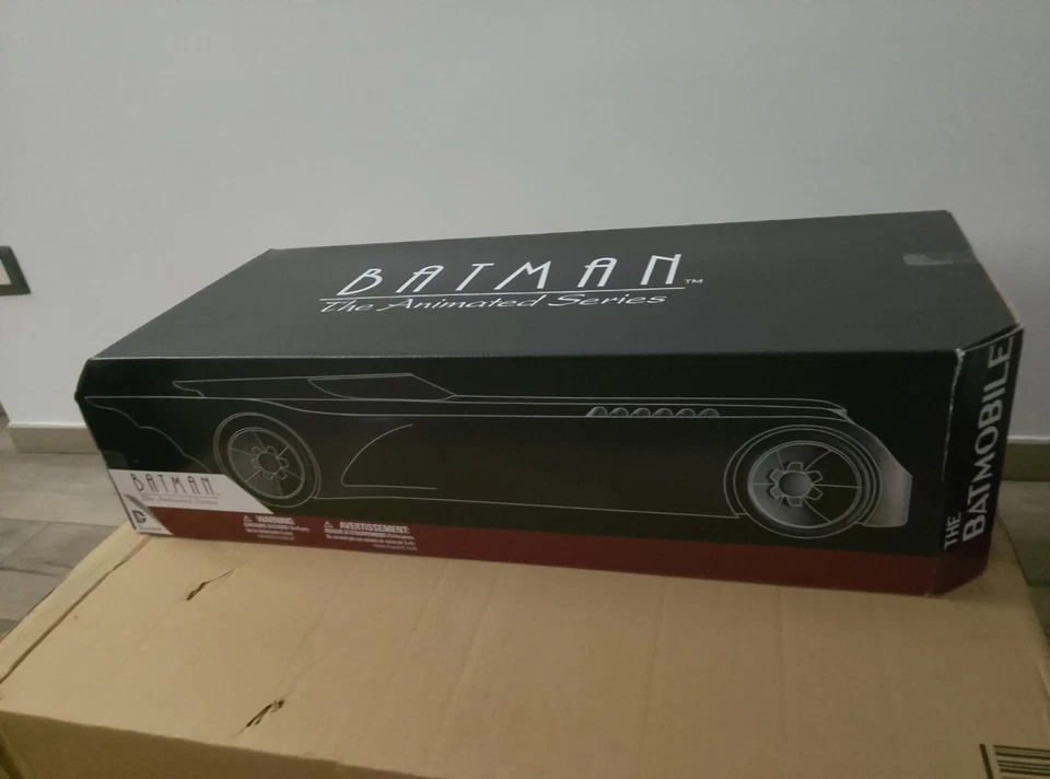 Dc Collectibles Batmobile Batman The Animated Series Veicolo 1/12 - Immagine 1 di 1