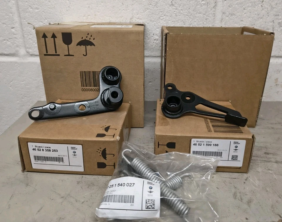 BMW F850GS F850GSA Centre Main Stand Mounting Kit 77251540027 F750GS F900GS 17  - Image 1 of 4