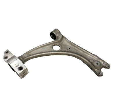 📌 2015-2018 AUDI Q3 QUATTRO DELANTERO DERECHO LADO DEL PASAJERO BRAZO DE CONTROL INFERIOR OEM Foto 1 de 4