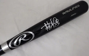FERNANDO TATIS JR. AUTOGRAPHED SIGNED BLACK RAWLINGS BAT PADRES BECKETT 179066 - Picture 1 of 6
