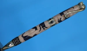 Cat Twist Pen in 24kt Gold Oberfläche mit schwarzer Katze Holz Inlay - Bild 1 von 13