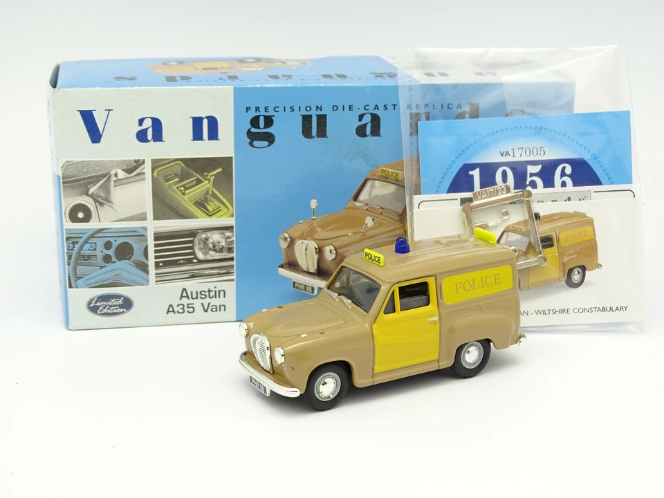 Vanguards 1/43 - Austin A35 Van Police - Image 1 of 1