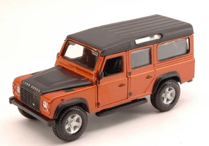 Modellino auto Burago LAND ROVER DEFENDER 110 COPPER 1:32 modellismo diecast - Foto 1 di 1