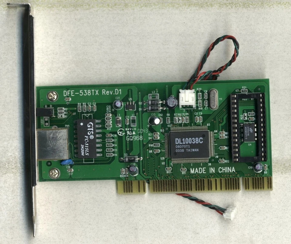 D-Link Dfe-528tx Rev.D1 DL10038C -10/100 PCI Network Interface GTS FC-515LS - Immagine 1 di 1