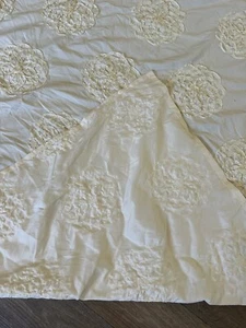 Lush Cloth Shower Curtain Creamy yellow 72"x69" floral applique - Bild 1 von 8
