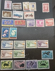 weltweite Sammlungen Lot postfrischer Briefmarken. Uruguay, San Marino, Chili, Indonesien… - Bild 1 von 1