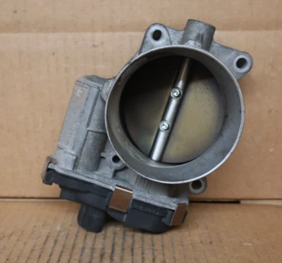 GMC Yukon 2009 2010 2011 2012 2013 unidad de control del cuerpo del acelerador del motor 6,2 L OEM Foto 1 de 4