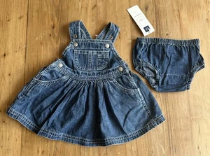Baby Gap Classic Vtg Denim Bib Overall Dress 2 Piece Set NEWBORN 7-12 Lbs NEW - Picture 1 of 8