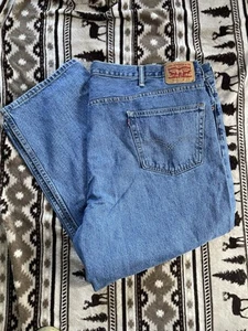 Jeans uomo Levi's 550 blu denim elasticizzato gamba affusolata taglia 52x29 larghi skater - Foto 1 di 3