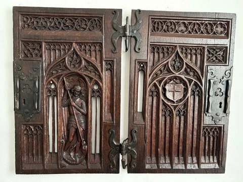 REALLY AMAZING ANTIQUE Gothic oak panel doors 18th century Cover