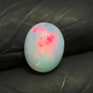 Increíble piedra preciosa de ópalo etíope Welo multi ópalo de fuego cabujón ovalado de 2 quilates - Imagen 1 de 8