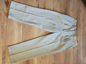 Men's Consensus Khaki Pants 38x30 RN 14946 Pleated Cuffed Great Condition - Picture 1 of 4
