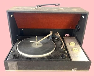 ADMIRAL YM1341C Solid State Hi-Fi Flip Out Suitcase Turntable- Needs Repair - Picture 1 of 6