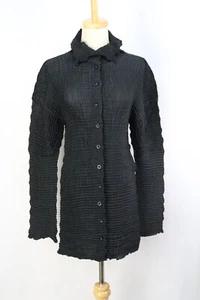 ISSEY MIYAKE Black Pleats Jacket 136 9162 - Picture 1 of 6