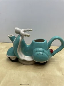 SCOOTER handbemalte Keramik Teekanne, von Blue Sky Ceramics, - Bild 1 von 10