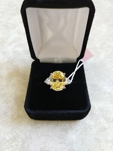 Canary Cubic Zirconia and Sterling Silver Ring includes Velvet Ring Box - Picture 1 of 6