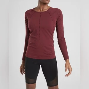 Top a maniche lunghe senza cuciture Athleta Foothill, granato scuro, medio, inpulibile - Foto 1 di 7
