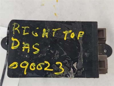 Chassis ECM Theft-locking Right Hand Upper Dash Fits 95-97 CONCORDE 3790927 - Image 1 of 4