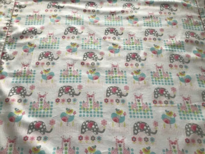 Bebé Niña Pequeño Bebé Elefante Recibiendo con Eructo/Paños de Lavado a Juego Foto 1 de 4