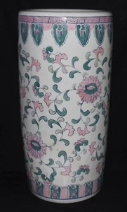 Antiguo soporte para paraguas chino de cerámica Famille Verte floral - Imagen 1 de 12