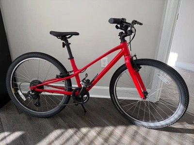 Specialized JETT 24" - Bicicleta para niños.   Usado solo un par de veces Foto 1 de 4