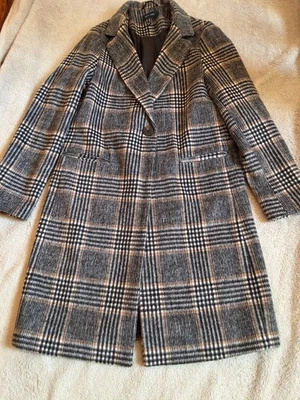 New Look Ladies Checked Soft Feel Vneck  Overcoat Size 10 Grey Mix Worn Once - Image 1 of 4