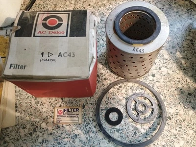NEW OLD STOCK PERIOD ENGINE OIL FILTER - FITS: BENTLEY VI & R TYPE (1946-55) - Image 1 of 3