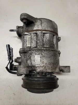 2015-2020 Chevrolet Suburban Tahoe Yukon Escalade GM AC Compressor 23232908 OEM - Image 1 of 4