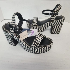 Universal Thread Madeline Chevron Woven Platforms Black/white Womens 6.5 NWT - Picture 1 of 12