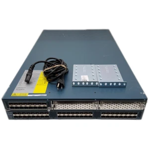 Cisco UCS 6296UP avec module UCS E16UP - 64 ports commutateur d'interconnexion tissu 10 GbE - Photo 1/8