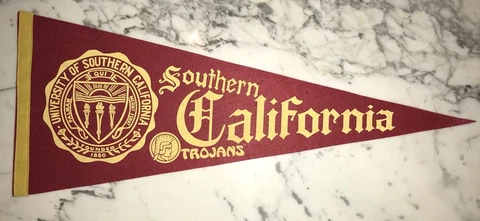 UNIVERSITY OF SOUTHERN CALIFORNIA 1960S TEAM PENNANT Cover