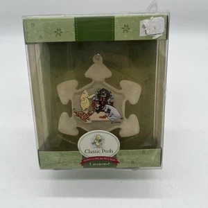 Classic Pooh Disney Holiday In The 100 Acre Wood Ornament- Snowflake NIB - Picture 1 of 4