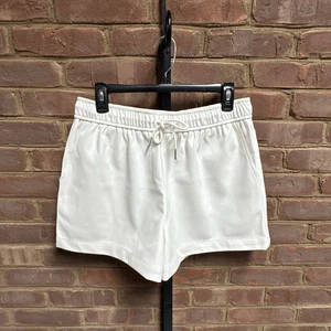 Double Zero Damen cremefarbene Pleather Kordelzug Shorts Größe Large NEU - Bild 1 von 8