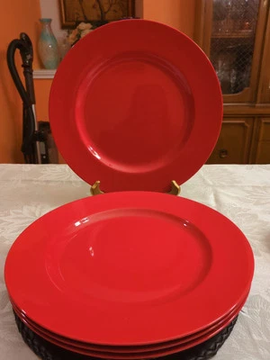 Красные зарядные пластины Neiman Marcus 13 дюймов. Набор из 4 - Изображение 1 из 4
