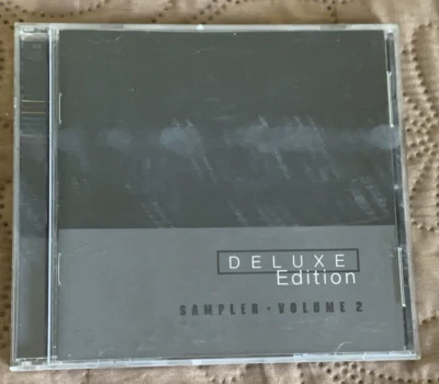 Best Buy Deluxe Edition Sampler promo CD Volume 2  Eric Clapton, Cream, Weezer Foto 1 de 4